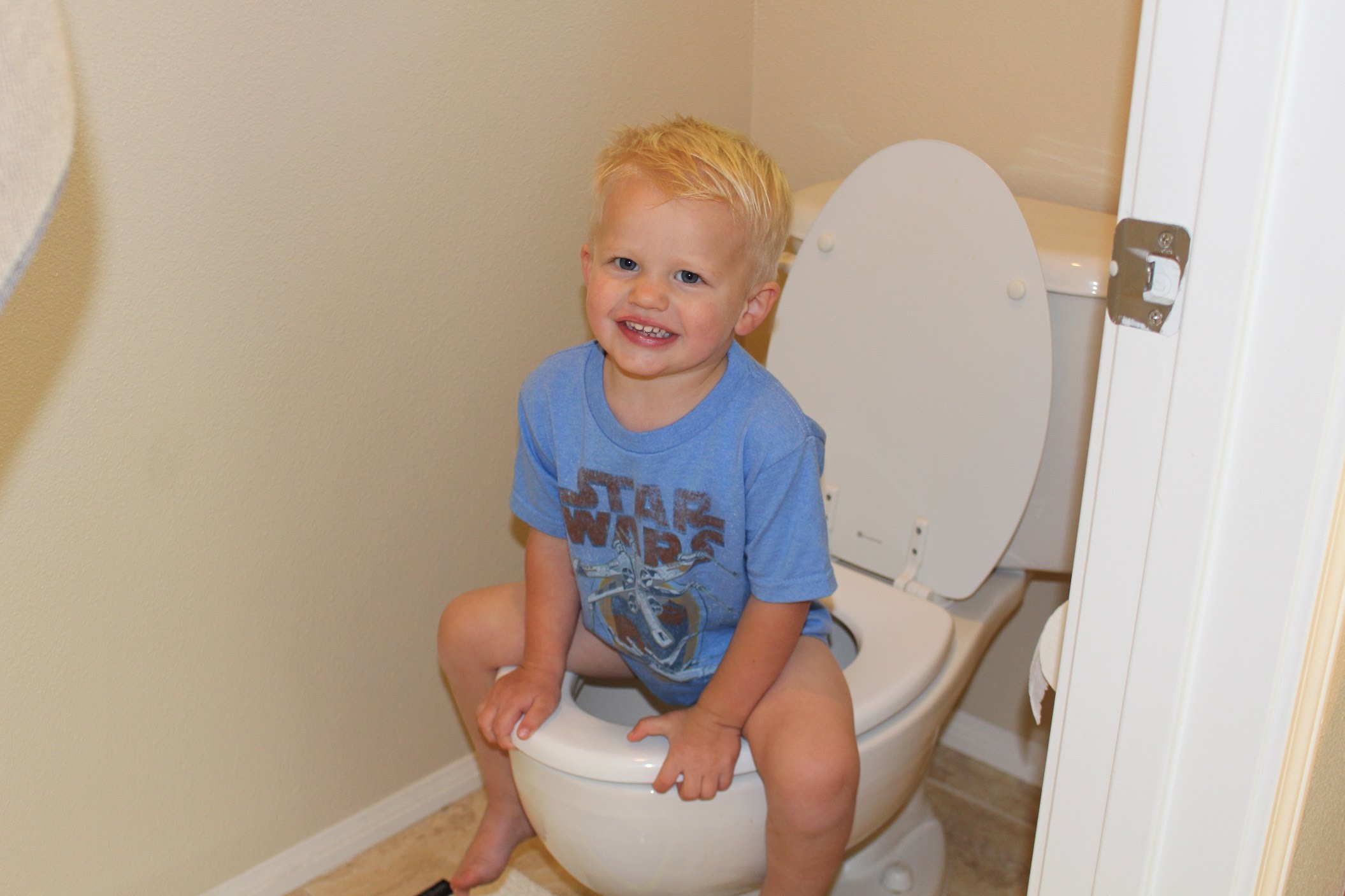 Ajarkan Toilet Training-tenderfamily.com
