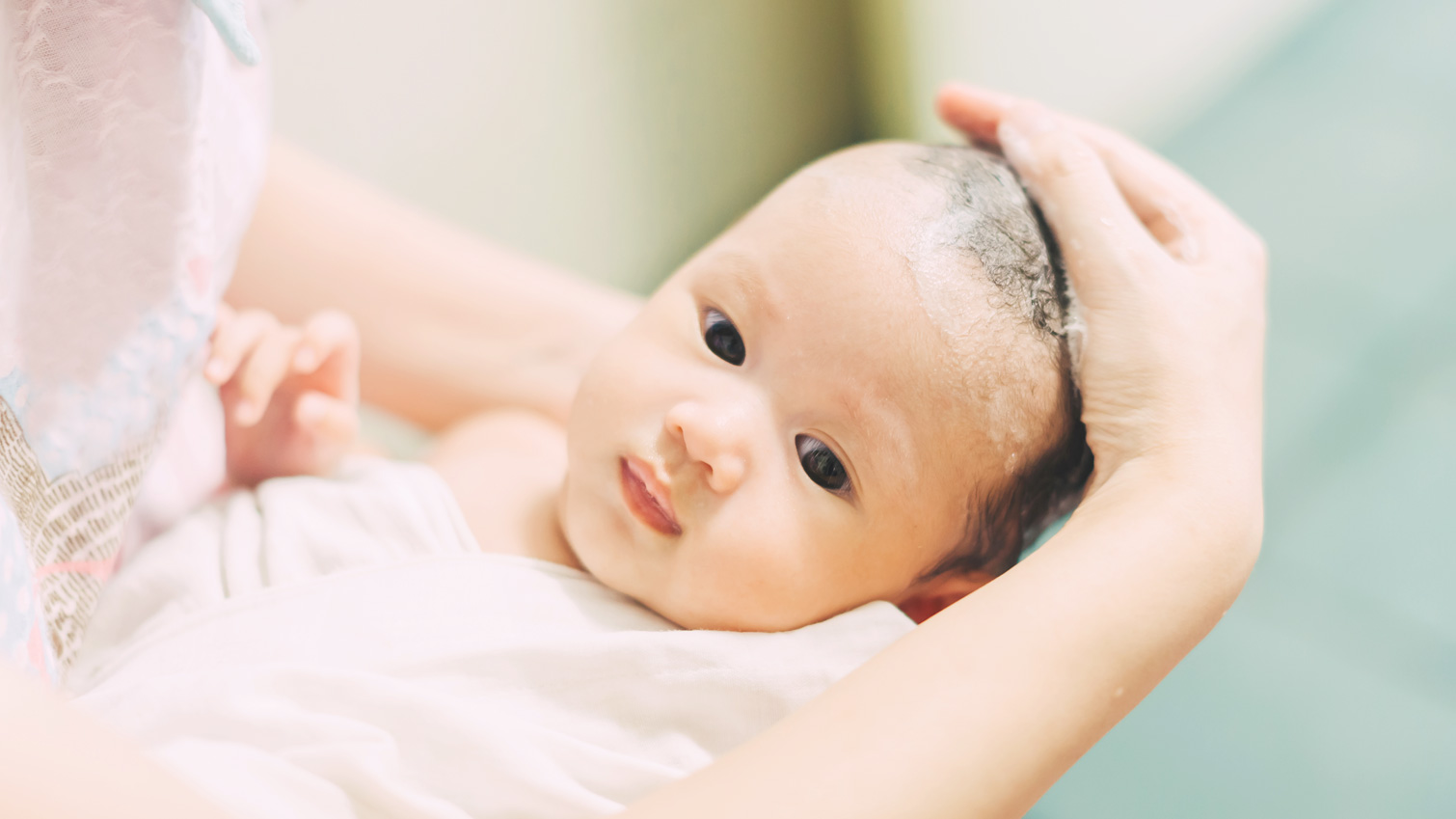 Ramuan Alami Untuk Menjaga Kesehatan Rambut Si Kecil