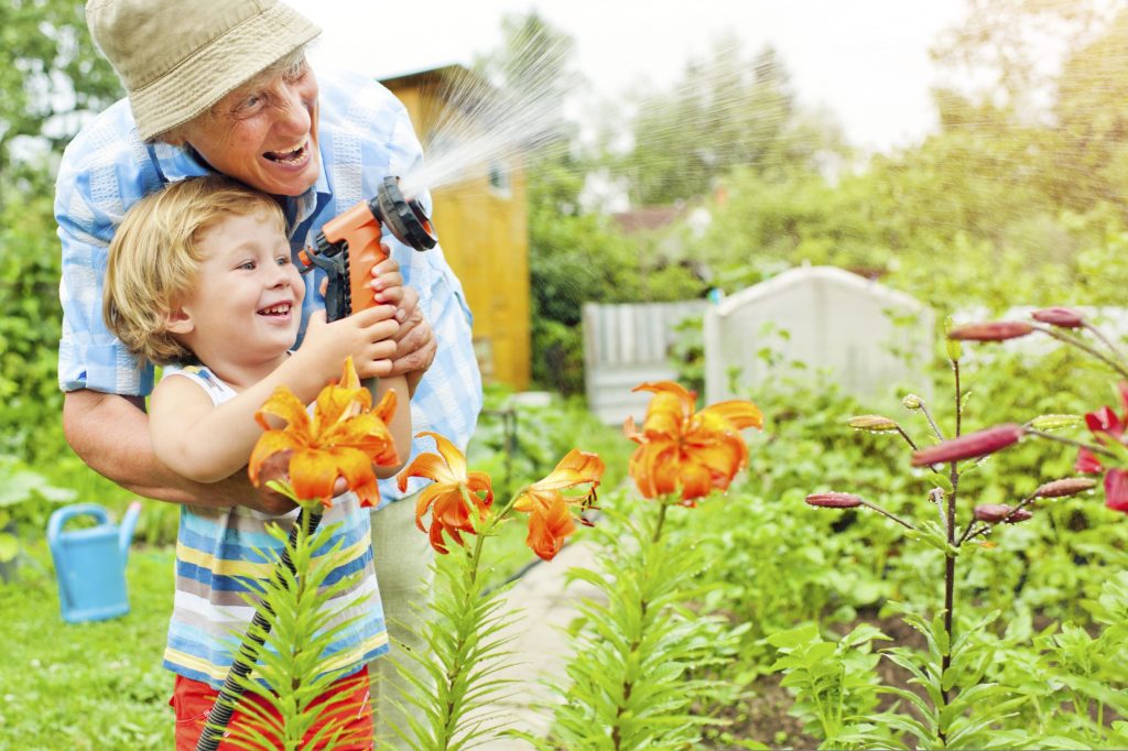 Bermain Sambil Belajar, Permainan Ini Dapat Membuat Anak Menjadi Pintar dan Kreatif, Lho!