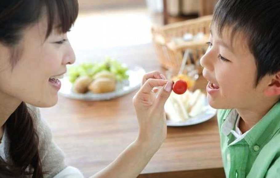 Tips Ampuh Meningkatkan Nafsu Makan si Kecil