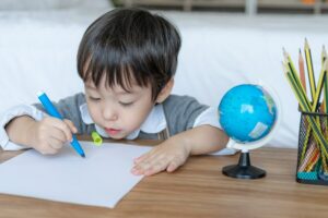Mengajarkan Anak Bilingual / Multilingual