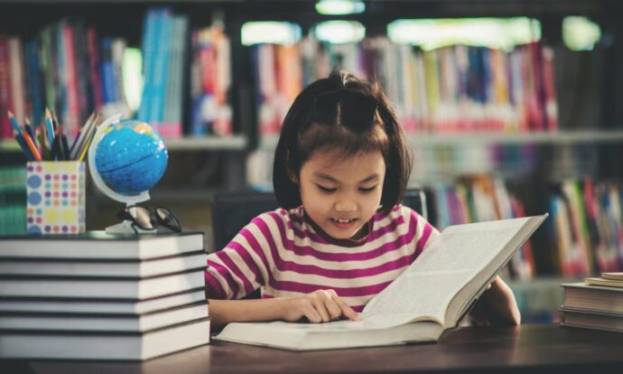 Anak Sudah Lancar Membaca Di Usia Dini? Waspada Hiperleksia