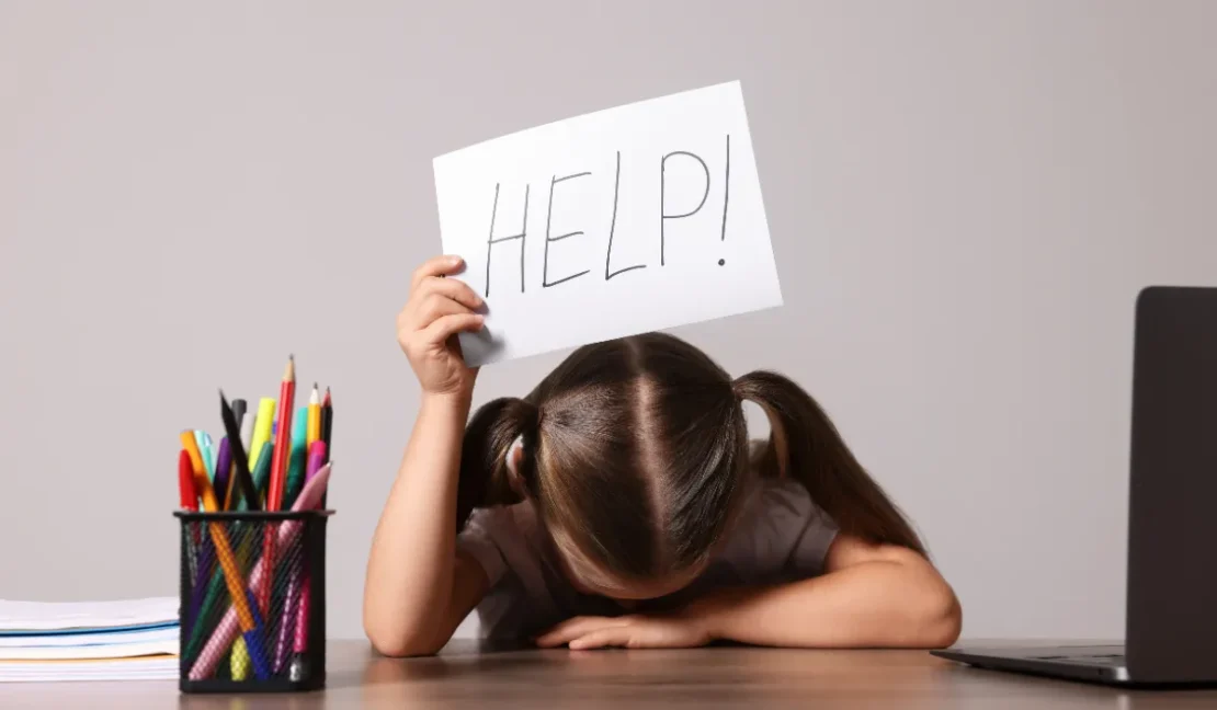 Anak minta tolong/ kids need help