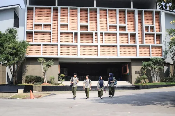 9. Insan Cendikia Madani_www.appletreebsd.com