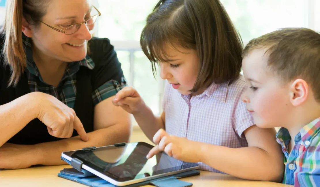 Kids Learn with ipad