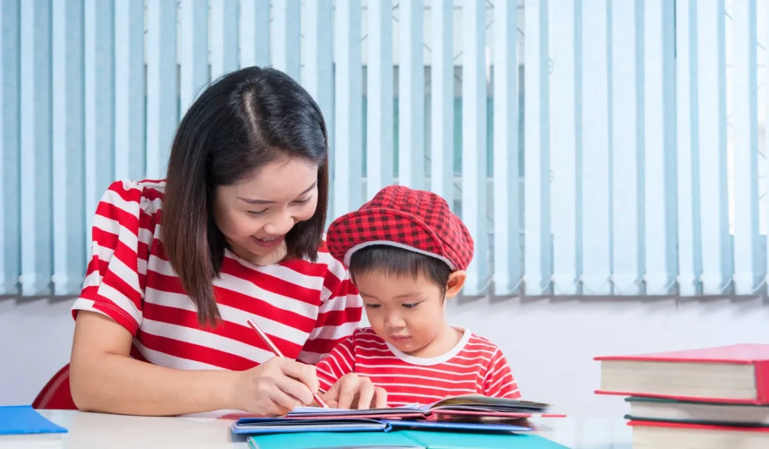 Mengajarkan Anak Membaca